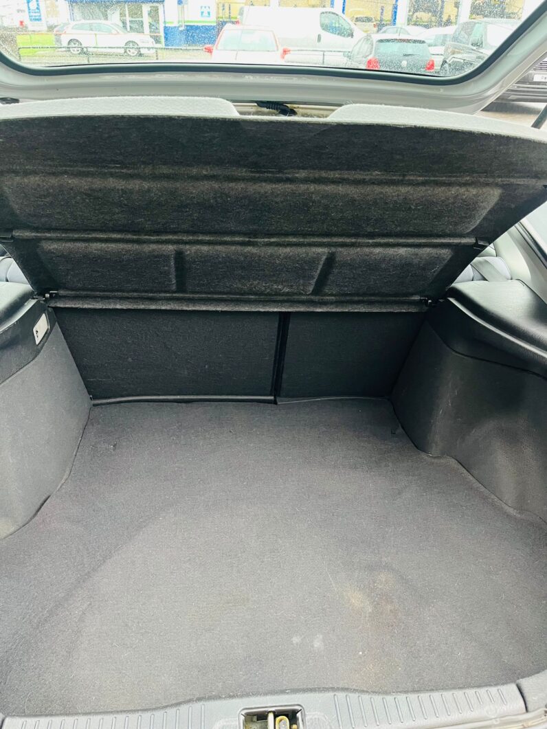 Toyota Avensis 1.8 GS 5dr Automatic Hatchback